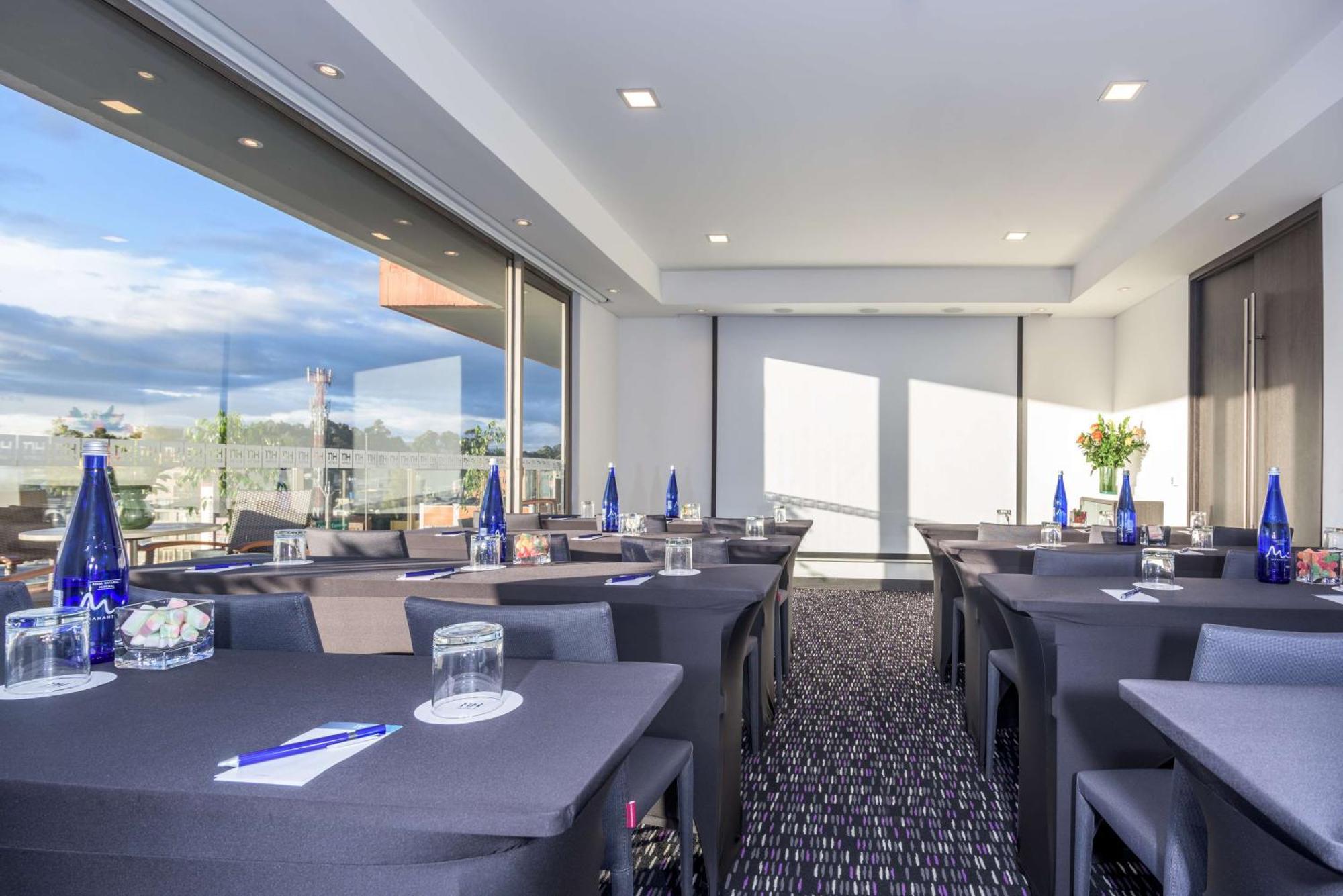 Nh Bogota Urban 26 Royal Hotel Ngoại thất bức ảnh