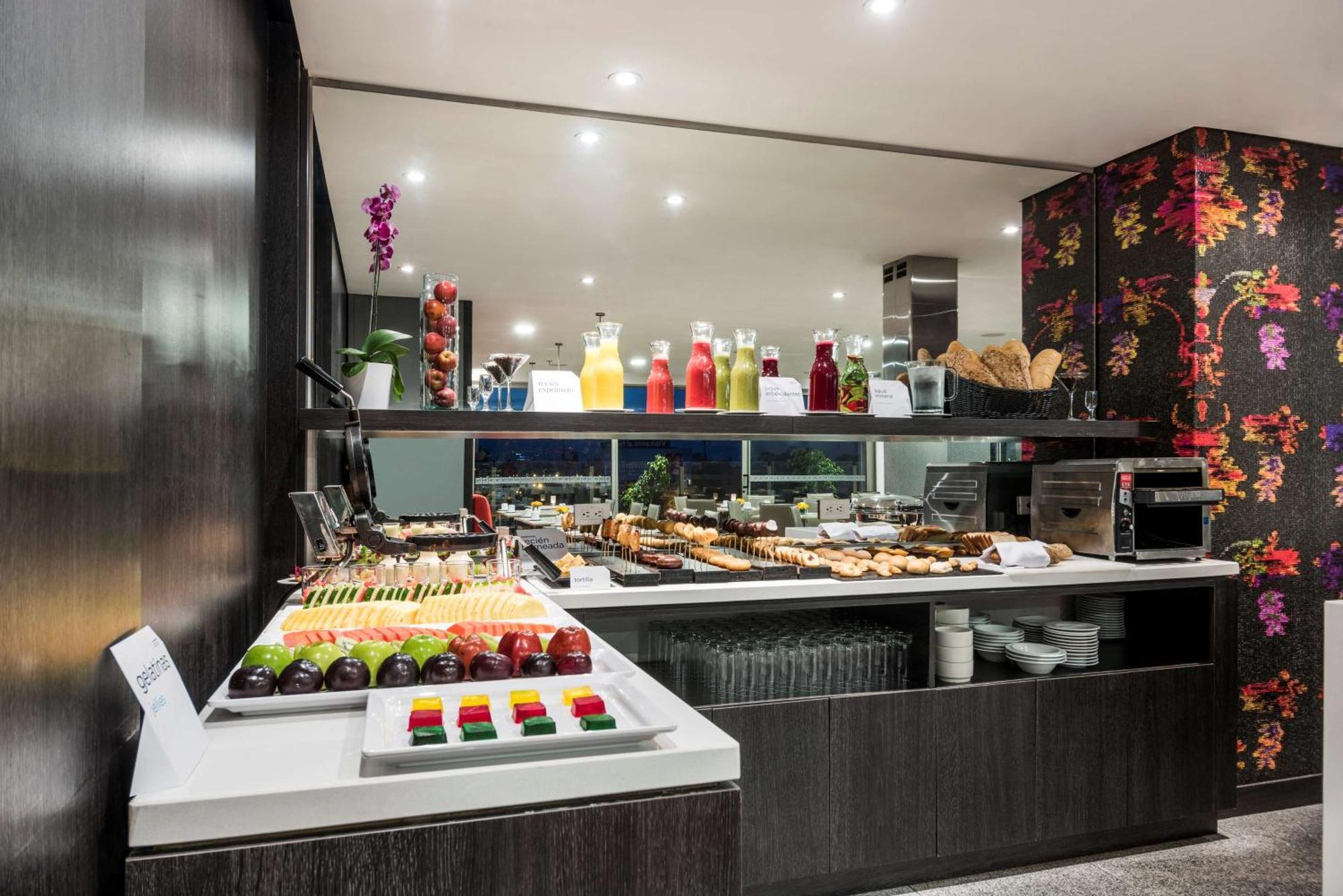 Nh Bogota Urban 26 Royal Hotel Ngoại thất bức ảnh