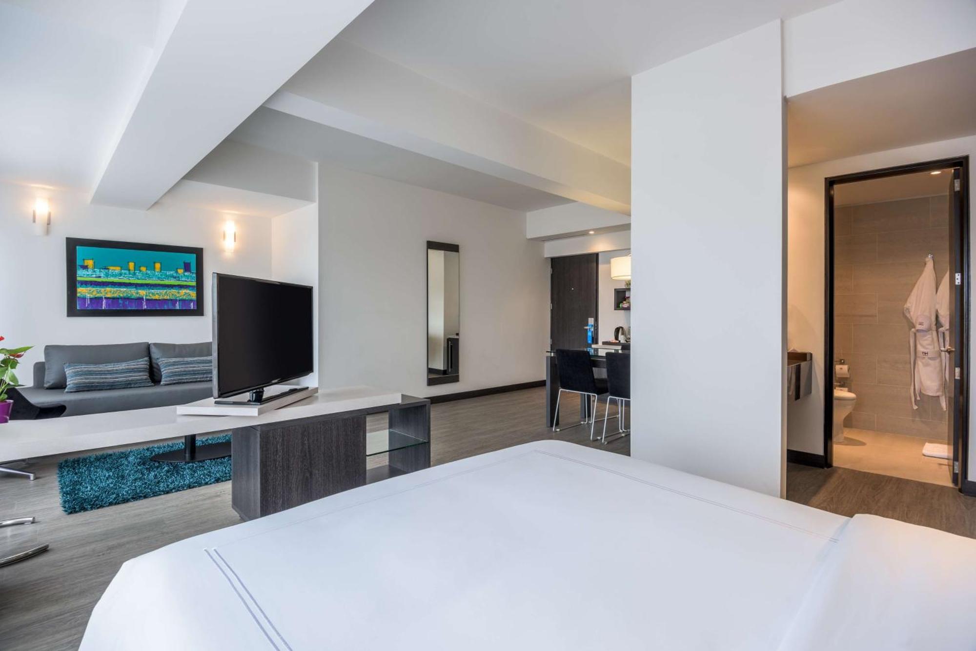 Nh Bogota Urban 26 Royal Hotel Ngoại thất bức ảnh