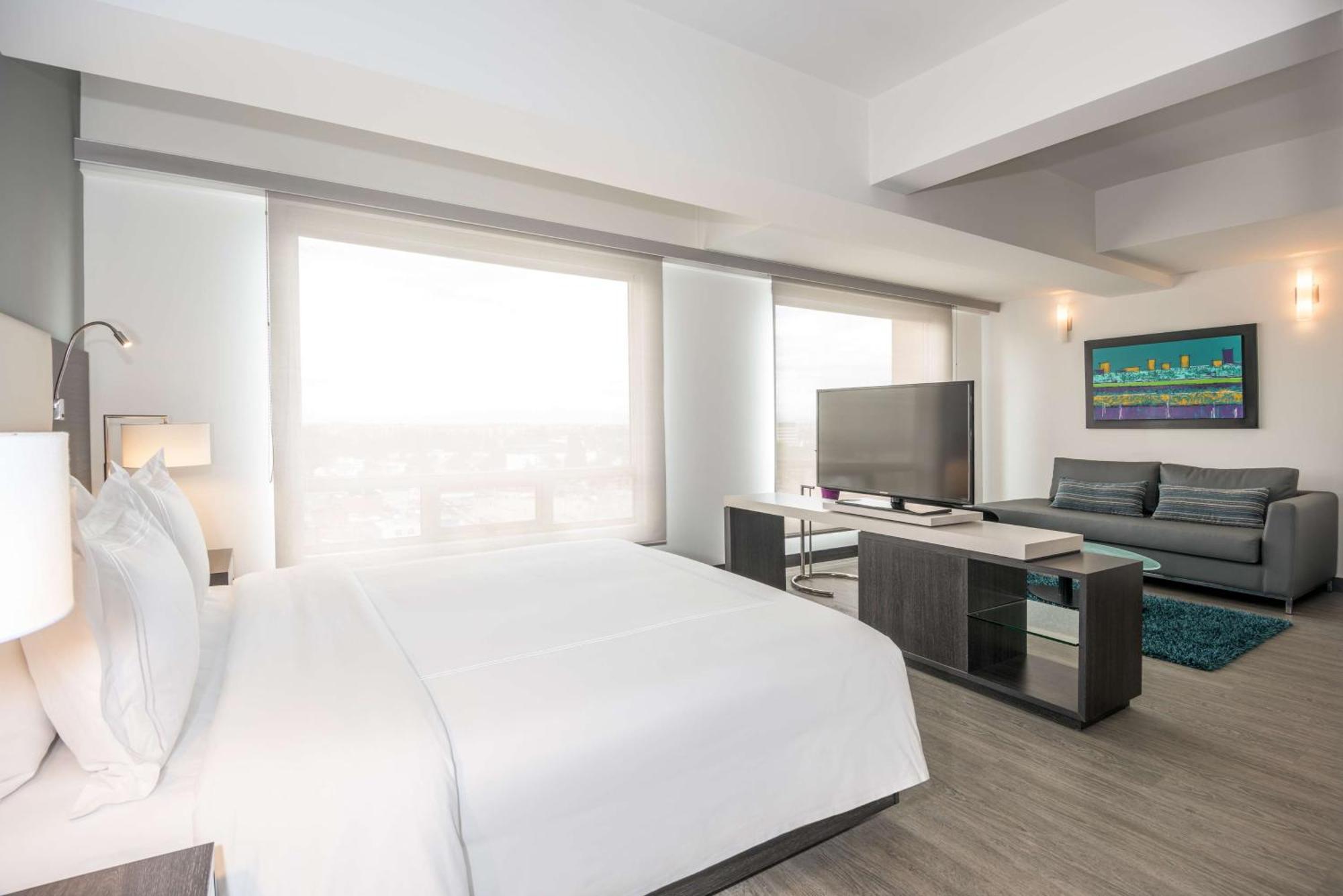 Nh Bogota Urban 26 Royal Hotel Ngoại thất bức ảnh