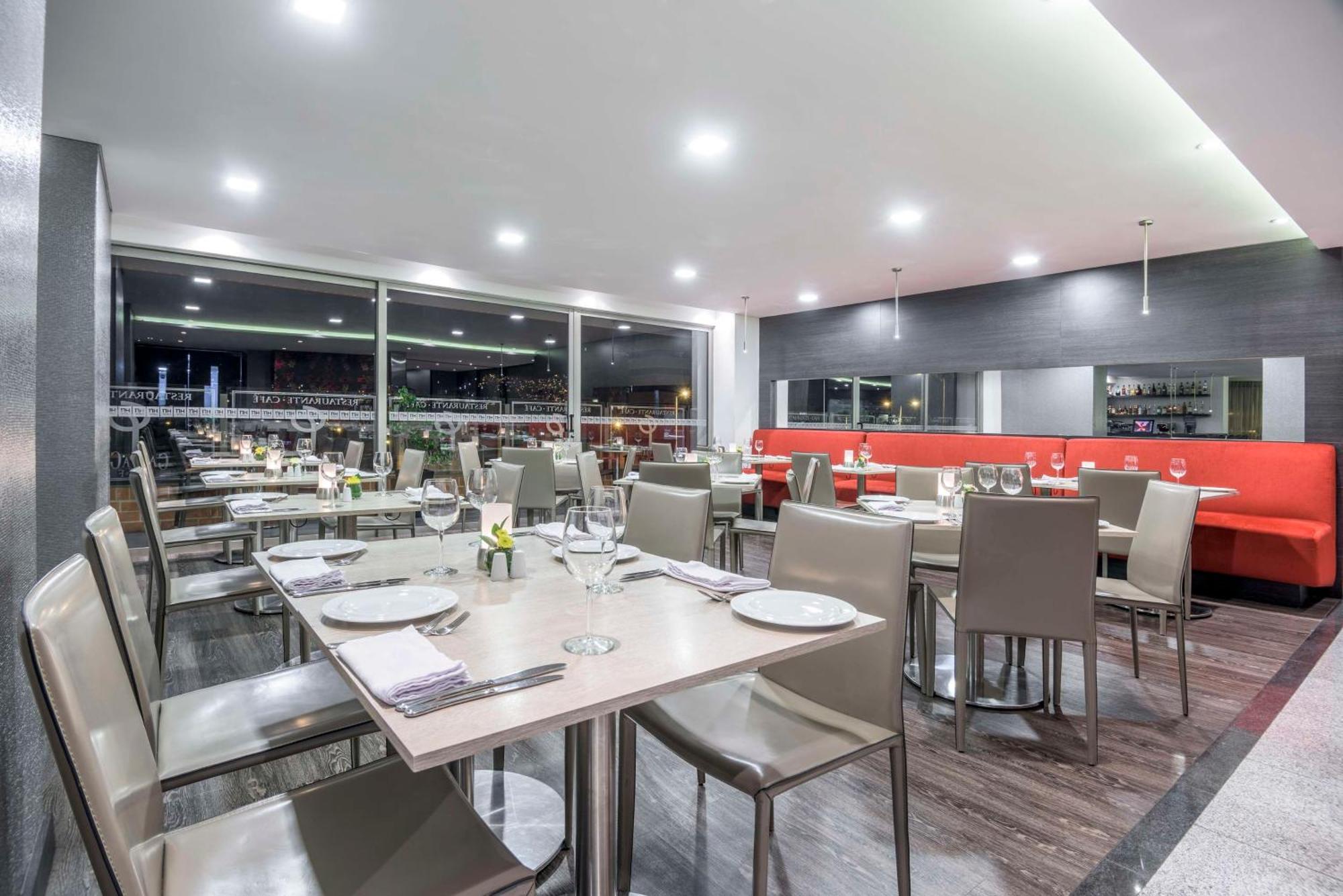 Nh Bogota Urban 26 Royal Hotel Ngoại thất bức ảnh