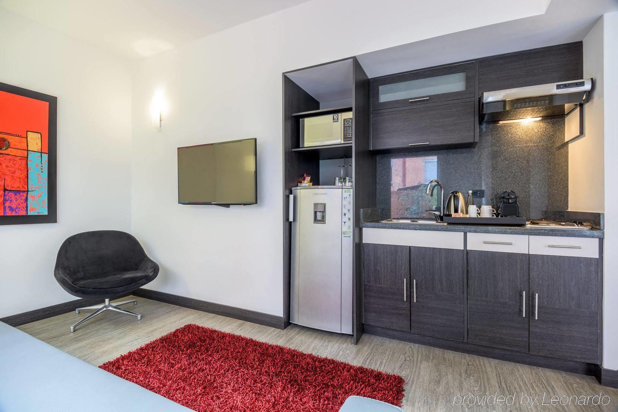 Nh Bogota Urban 26 Royal Hotel Ngoại thất bức ảnh