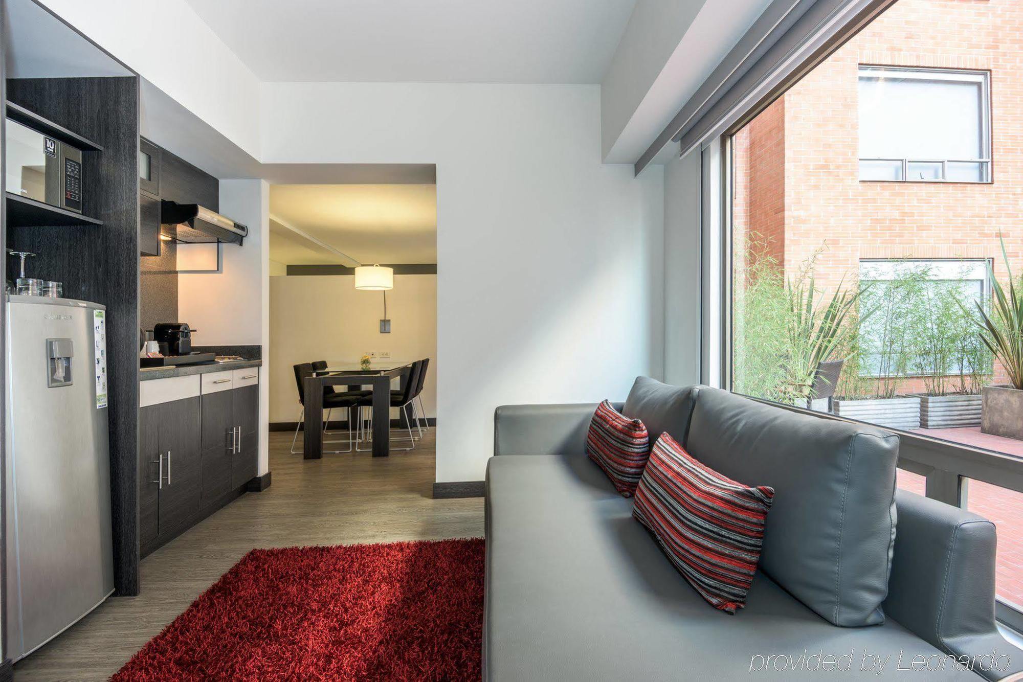 Nh Bogota Urban 26 Royal Hotel Ngoại thất bức ảnh