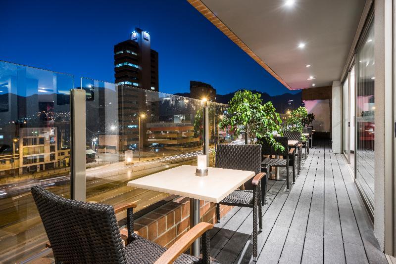 Nh Bogota Urban 26 Royal Hotel Ngoại thất bức ảnh